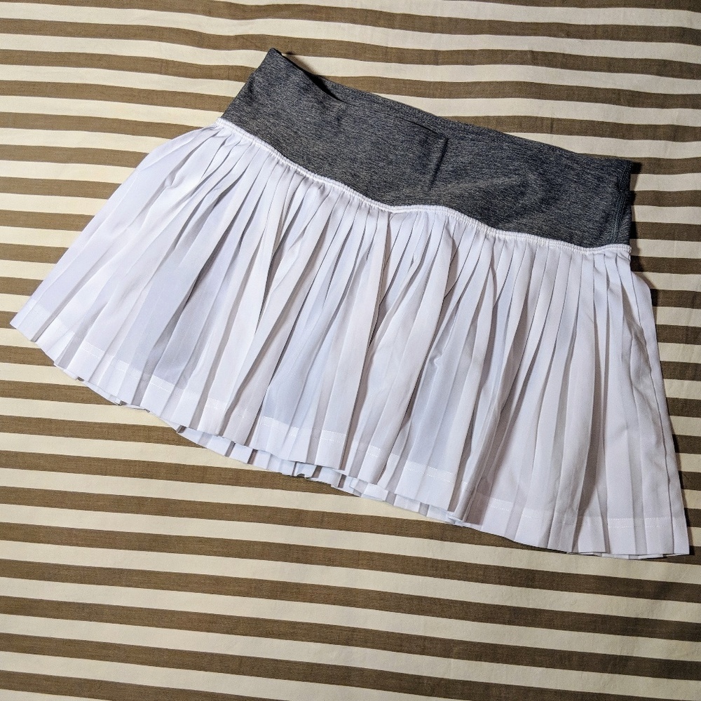 Lululemon Pleat to Street Skirt